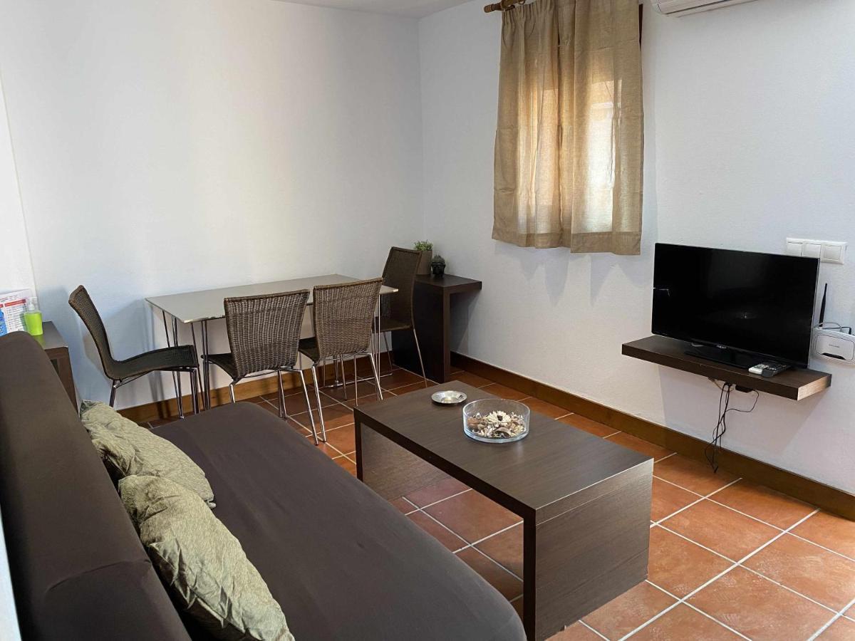 Apartamento Con Aire Acondicionado Muy Cerca De La Cadiz Exterior photo